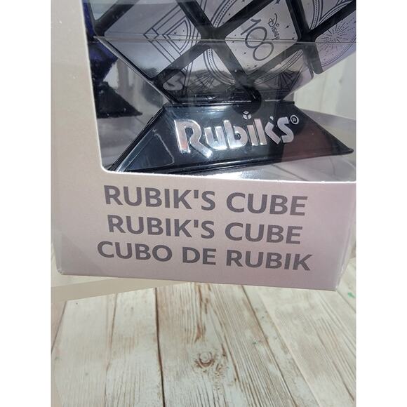 Disney Parks 100 Years Of Wonder Mickey Mouse & Friends Rubik’s Cube 2023 NIB - Picture 3 of 6